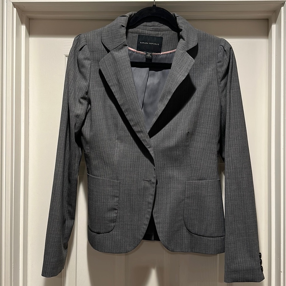 Banana republic blazer - size 4